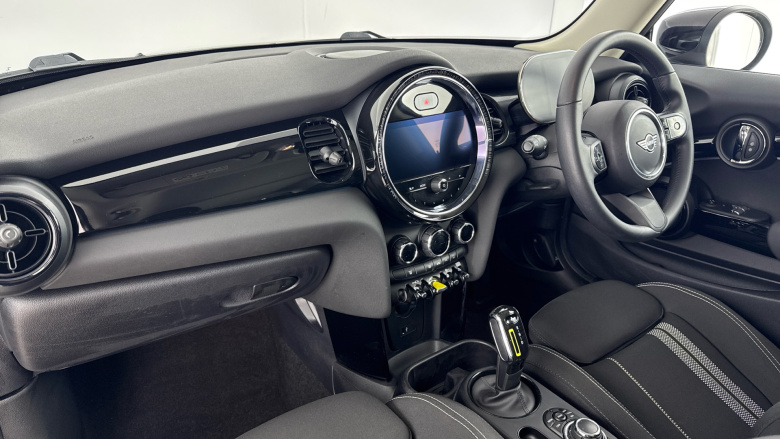 MINI Hatchback 135kW Cooper S Level 1 33kWh 3dr Auto Electric Hatchback